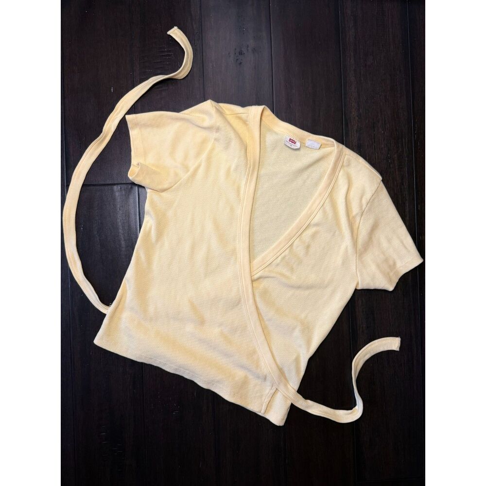 Levis Ribbed Wrap Top Medium Butter Yellow Short Sleeve Ballet Cardigan Crop
